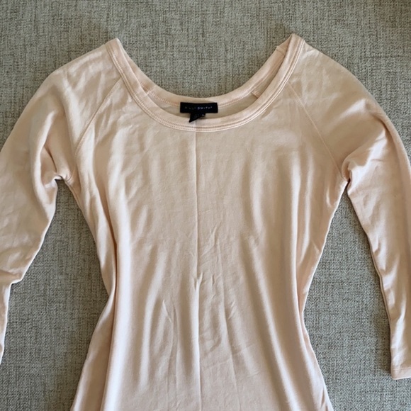 🪞 light pink long sleeve scoop neck top - Picture 4 of 7